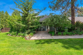 21062 Desert Woods Dr, Bend, OR 97702