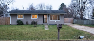 412 Hillcrest Ave, Rochelle, IL 61068