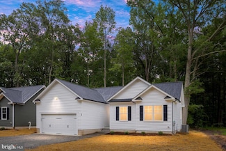 62 Rose Way, Colonial Beach, VA 22443