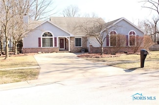 4871 Olde Meadow Ln, Sylvania, OH 43560