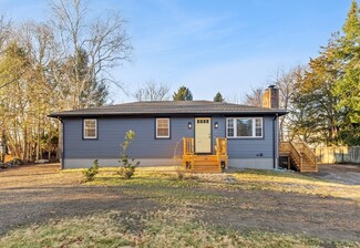 675 Middleboro Ave, East Taunton, MA 02718