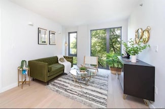 13680 41st Ave Unit 8C, Flushing, NY 11355