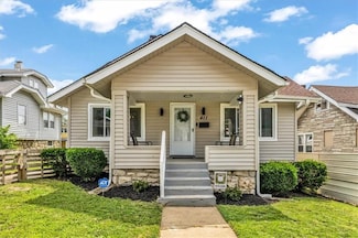 411 Lawn Ave, Kansas City, MO 64124