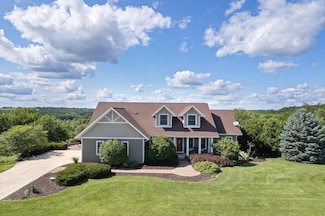W5342 Windmill Ridge Rd, New Glarus, WI 53574
