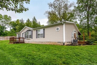 1920 Dieterlen Rd, Henryville, IN 47126