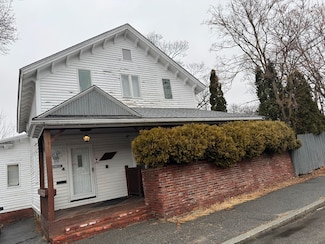 12 John St, Worcester, MA 01609