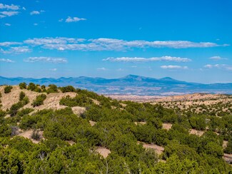 43 Calle Cielo, Santa Fe, NM 87506