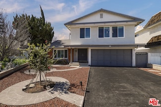 21040 Hackney St, Canoga Park, CA 91304