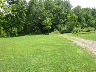 92 Pebble Creek Dr, Waverly, WV 26184