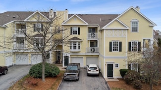 908 Gazebo Cir, Reading, MA 01867