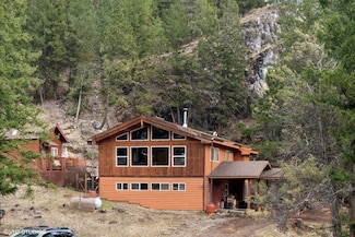 266 Borderview Dr, Eureka, MT 59917