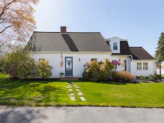 2 Mitchell Rd, Marblehead, MA 01945