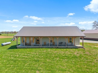 3100 Porters Chapel Rd, Cedar Hill, TN 37032