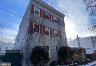 818 E Railroad St, Mahanoy City, PA 17948