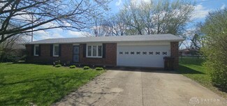 421 E Lexington Rd, Eaton, OH 45320