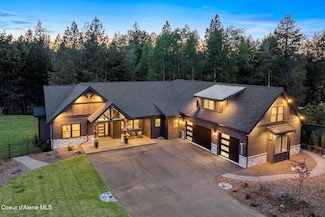 11733 N Blue Jay Loop, Hayden, ID 83835