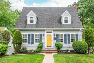 32 Harriet St, West Orange, NJ 07052
