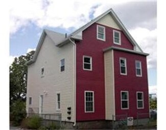 17 Clapp St, Worcester, MA 01610