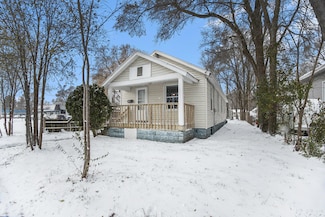 2161 Henry St, Muskegon, MI 49441
