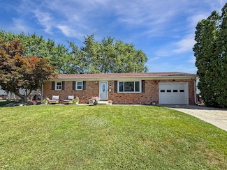 616 Broadmeadow Rd, Rantoul, IL 61866