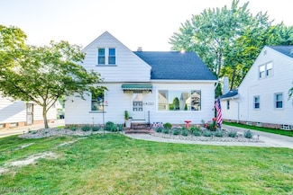 5931 Monica Ln, Cleveland, OH 44125