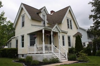 8 Villa Rd, Albany, NY 12204
