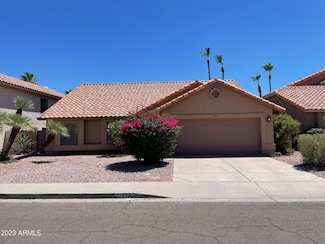 2723 E Rockledge Rd, Phoenix, AZ 85048