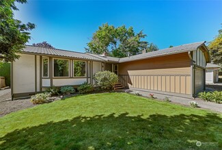 10039 NE 140th St, Kirkland, WA 98034