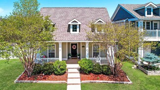 901 Hayden Ln, Savannah, TX 76227