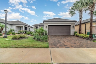 2342 Clemblue Rd, Clermont, FL 34715
