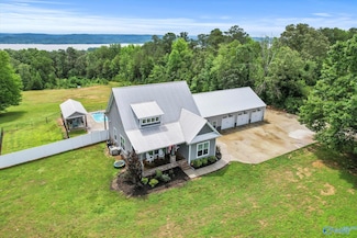 1700 Columbus City Rd, Scottsboro, AL 35769