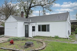 5970 S 28th St, Milwaukee, WI 53221