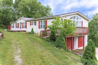 106 Skylight Dr, Freedom, PA 15042