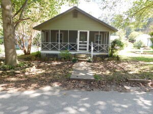 301 South St, Jasper, AR 72641