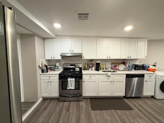 327 Whiton St Unit 1, Jersey City, NJ 07304