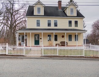 21 High St, Ayer, MA 01432