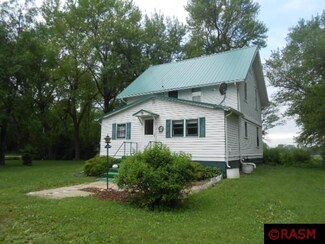 32091 65th St, Blue Earth, MN 56013