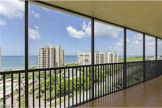 11030 Gulf Shore Dr Unit 1104, Naples, FL 34108