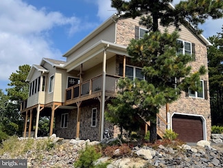 532 Buck Mountain Blvd, Hazleton, PA 18202