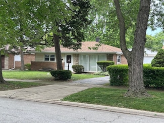 17332 Roy St, Lansing, IL 60438