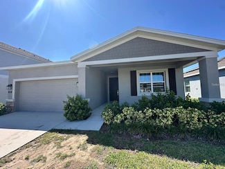 250 Brave Rd, Davenport, FL 33837