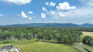 145 Whitson Ln, Crossville, TN 38572