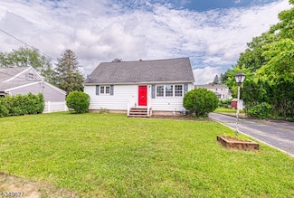 141 Cedar Ave, Pompton Lakes, NJ 07442