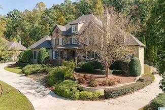 1560 Woodridge Place, Vestavia, AL 35216