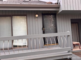 40 Linda Ln, Edison, NJ 08820