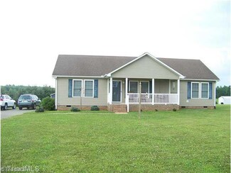 401 Wr Gillespie Rd, Dobson, NC 27017