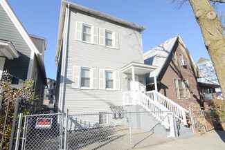 1722 N Kimball Ave Unit 2, Chicago, IL 60647
