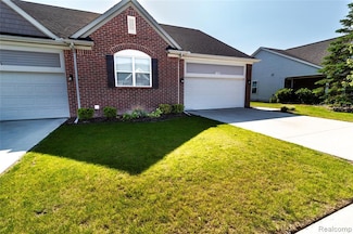 1408 Lincoln St, Lapeer, MI 48446