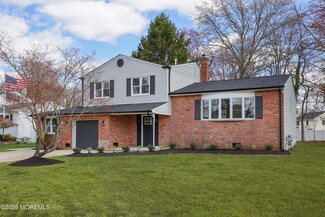 10 Jupiter St, Middletown, NJ 07748