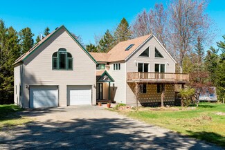 63 Woods Rd, Mount Desert, ME 04660